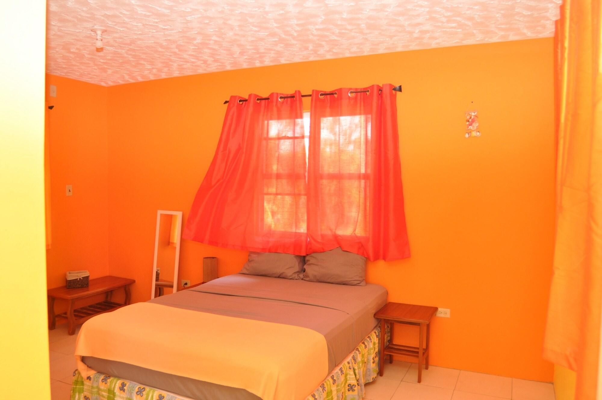 Fish Tobago Guesthouse Buccoo Exterior photo